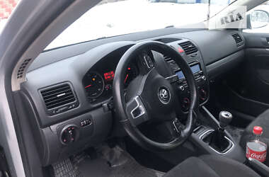 Універсал Volkswagen Golf 2008 в Сарнах