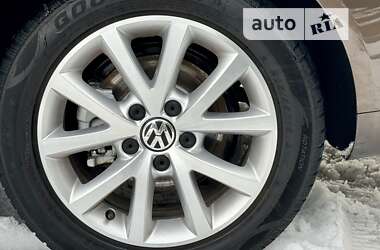 Универсал Volkswagen Golf 2011 в 