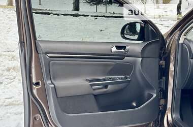 Универсал Volkswagen Golf 2011 в 
