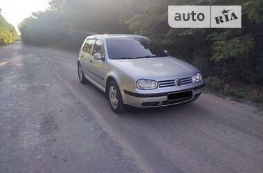 Хетчбек Volkswagen Golf 2002 в Могилів-Подільському