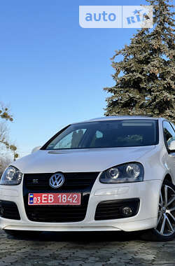 Хетчбек Volkswagen Golf 2008 в Дубні