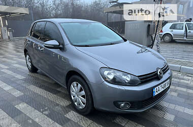 Хетчбек Volkswagen Golf 2010 в Ужгороді