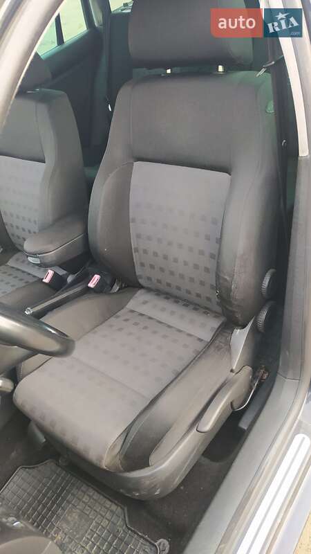 Универсал Volkswagen Golf 2006 в Запорожье