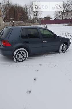 Хэтчбек Volkswagen Golf 1998 в Городке