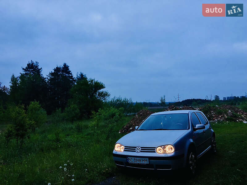 Хетчбек Volkswagen Golf 1998 в Львові