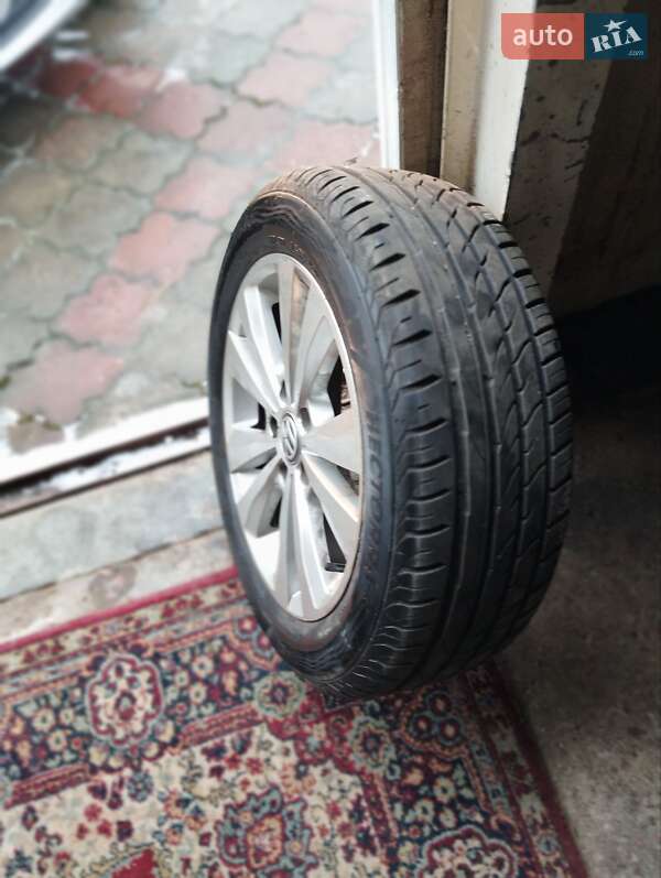 Універсал Volkswagen Golf 2015 в Луцьку