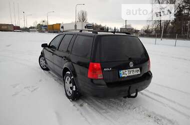 Універсал Volkswagen Golf 2001 в Ковелі