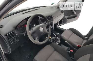 Універсал Volkswagen Golf 2001 в Ковелі