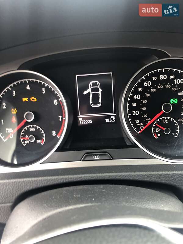 Хетчбек Volkswagen Golf 2017 в Міжгір'ї