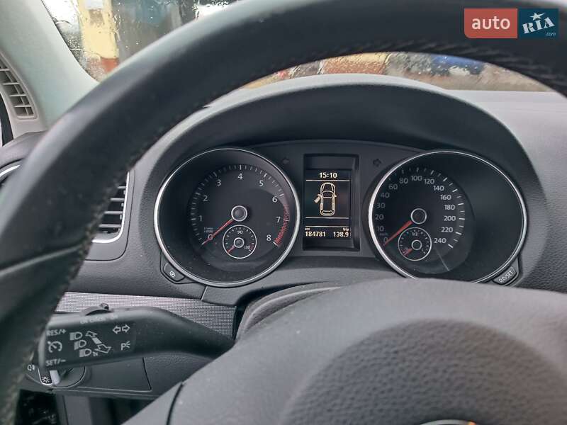 Хетчбек Volkswagen Golf 2012 в Луцьку