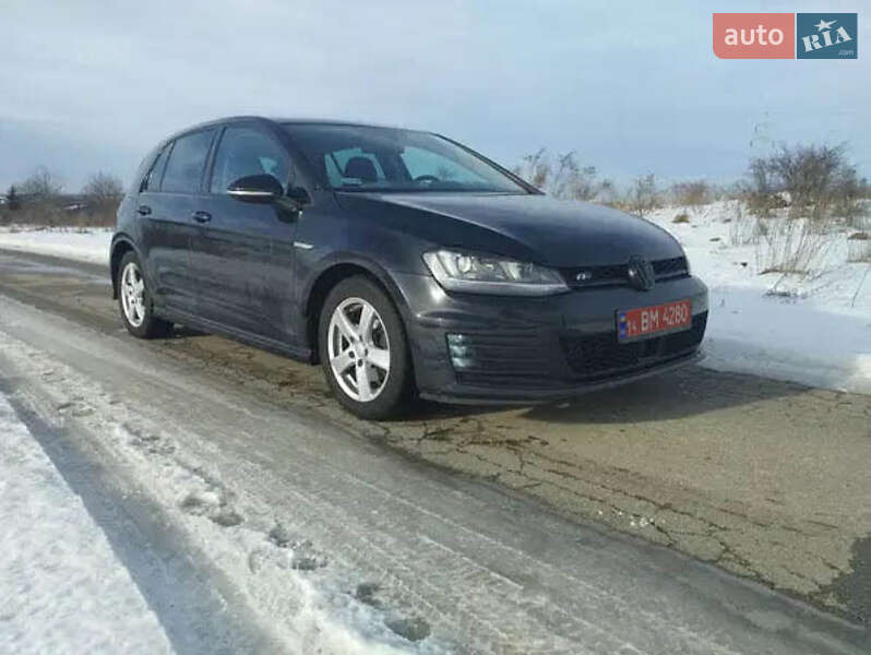 Хетчбек Volkswagen Golf 2014 в Львові