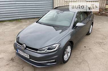 Универсал Volkswagen Golf 2018 в Умани