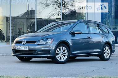 Универсал Volkswagen Golf 2017 в Киеве