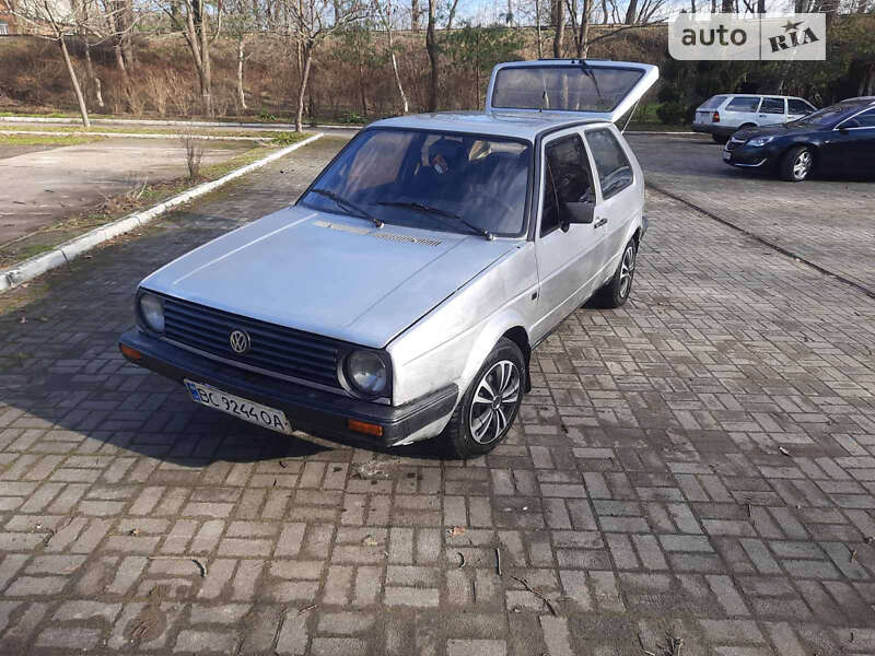 Хэтчбек Volkswagen Golf 1987 в Дрогобыче