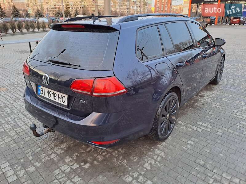 Універсал Volkswagen Golf 2015 в Полтаві