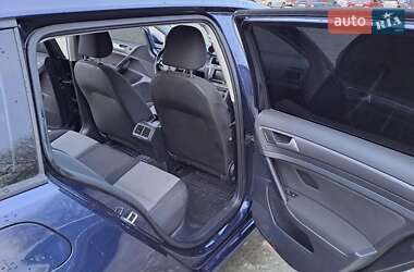 Универсал Volkswagen Golf 2015 в 
