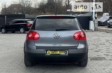 Хэтчбек Volkswagen Golf 2007 в Черновцах