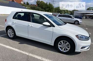 Хэтчбек Volkswagen Golf 2019 в Ужгороде