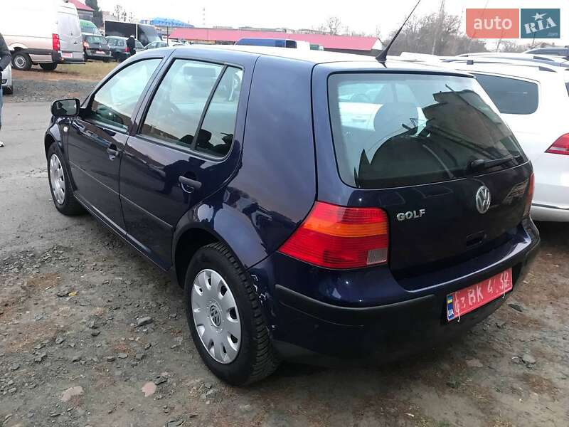 Volkswagen Golf 2001
