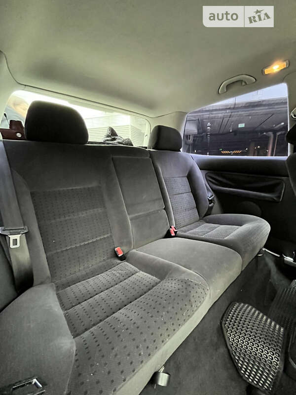 Хэтчбек Volkswagen Golf 1999 в Киеве