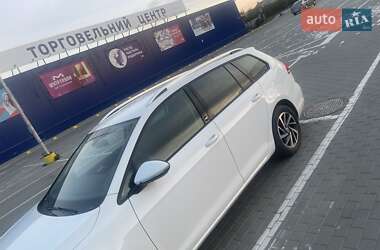 Универсал Volkswagen Golf 2017 в Ковеле