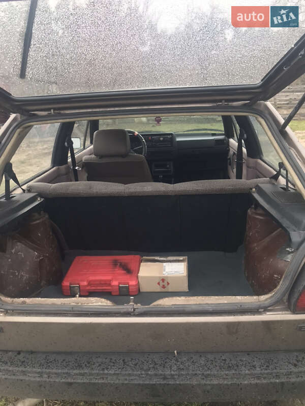 Хэтчбек Volkswagen Golf 1985 в Любомле