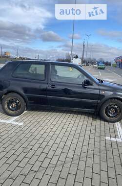 Хэтчбек Volkswagen Golf 1995 в Нововолынске