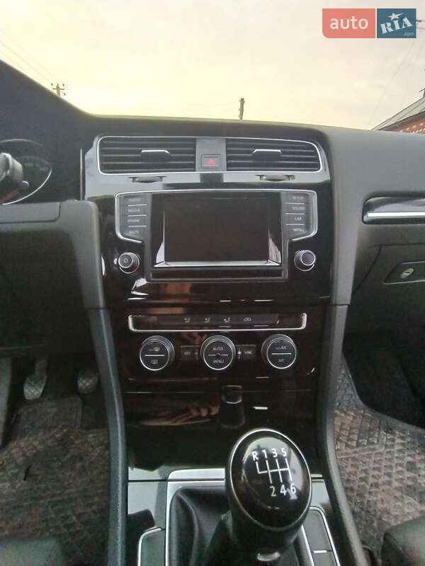 Універсал Volkswagen Golf 2014 в Краснокутську