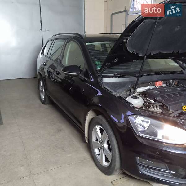 Универсал Volkswagen Golf 2015 в Хмельнике