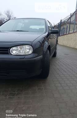 Хэтчбек Volkswagen Golf 2000 в Балте