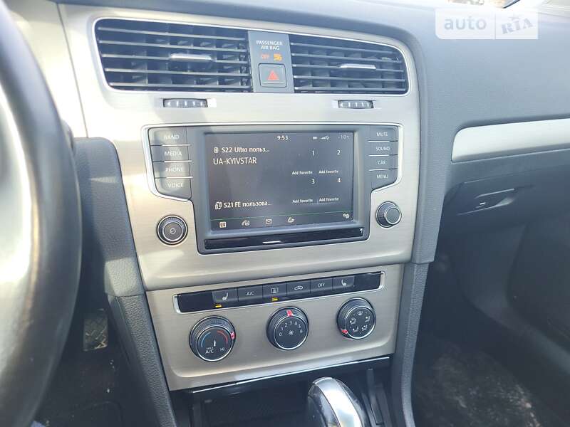 Універсал Volkswagen Golf 2016 в Харкові