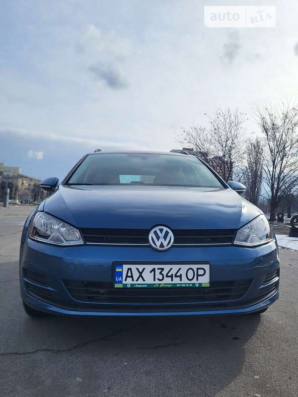 Універсал Volkswagen Golf 2016 в Харкові