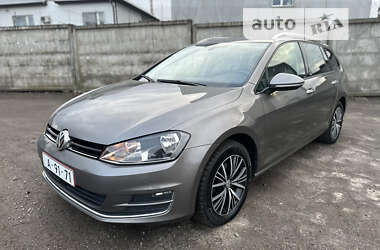 Универсал Volkswagen Golf 2017 в 