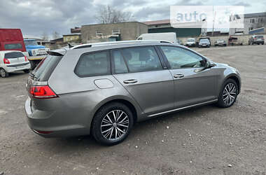 Универсал Volkswagen Golf 2017 в 