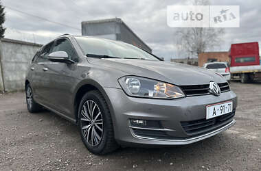 Универсал Volkswagen Golf 2017 в 