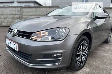 Универсал Volkswagen Golf 2017 в 