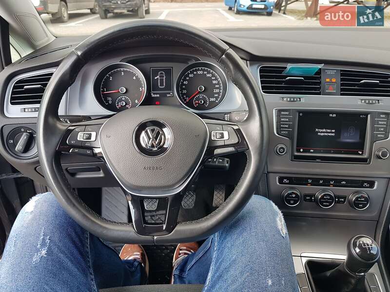 Универсал Volkswagen Golf 2015 в Черновцах фото 7 Универсал Volkswagen Golf 2015 в Черновцах