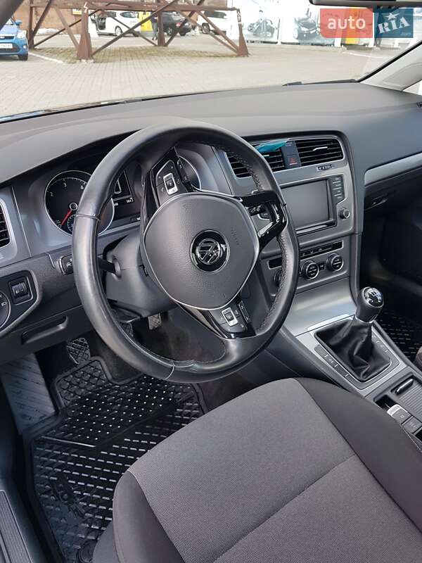 Универсал Volkswagen Golf 2015 в Черновцах фото 9 Универсал Volkswagen Golf 2015 в Черновцах
