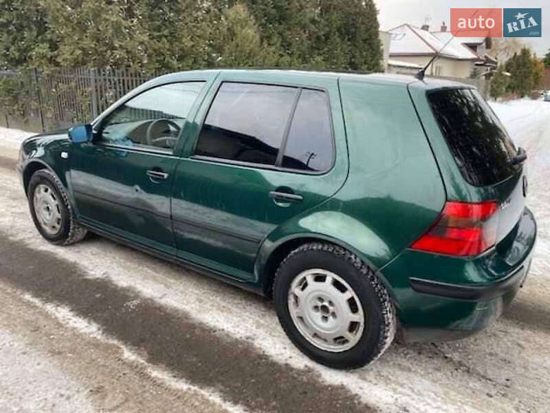 Универсал Volkswagen Golf 1998 в Нетешине