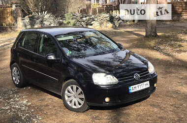 Хэтчбек Volkswagen Golf 2008 в Житомире