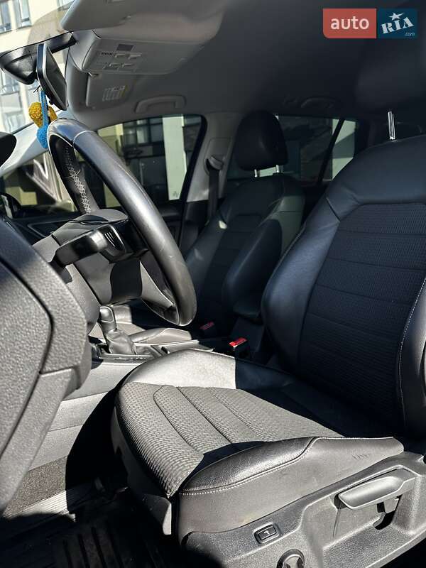 Універсал Volkswagen Golf 2014 в Києві