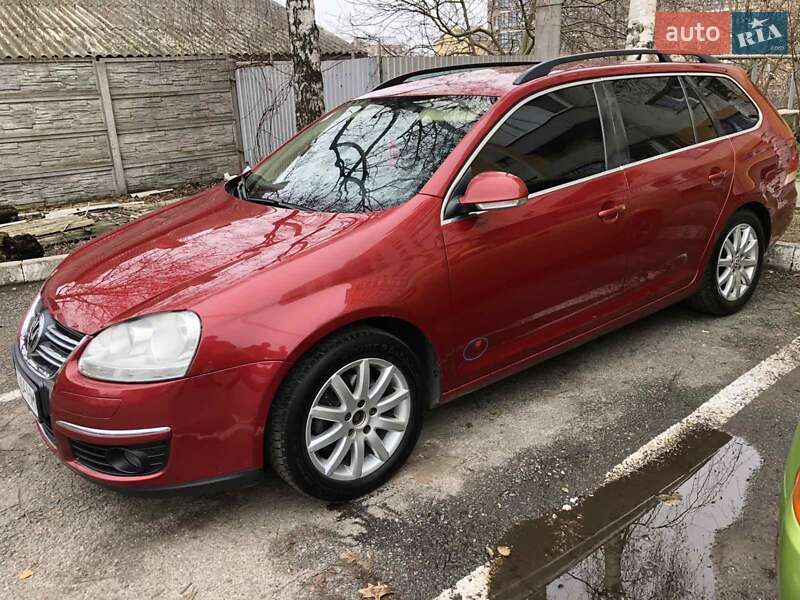 Універсал Volkswagen Golf 2008 в Вінниці