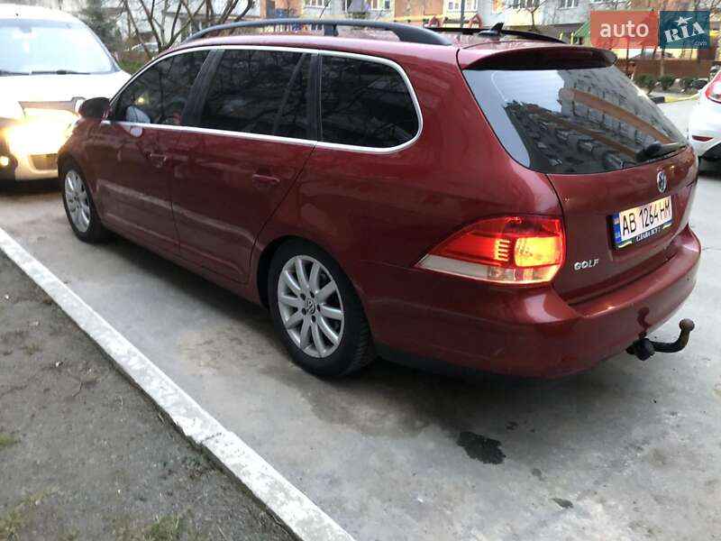 Універсал Volkswagen Golf 2008 в Вінниці