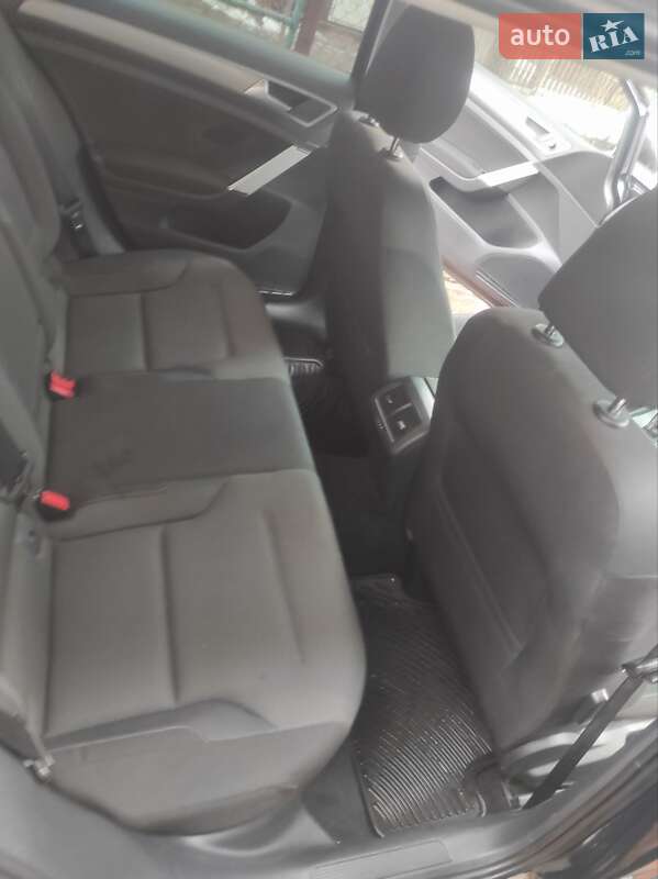 Универсал Volkswagen Golf 2015 в Сумах