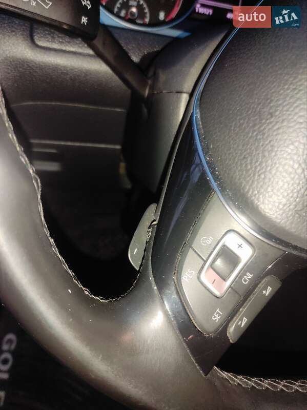 Универсал Volkswagen Golf 2015 в Сумах