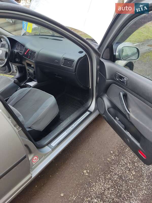 Универсал Volkswagen Golf 2003 в Ивано-Франковске