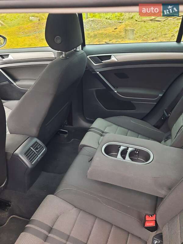 Универсал Volkswagen Golf 2016 в Львове фото 18 Универсал Volkswagen Golf 2016 в Львове