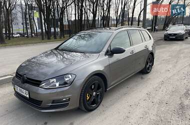 Универсал Volkswagen Golf 2015 в Днепре