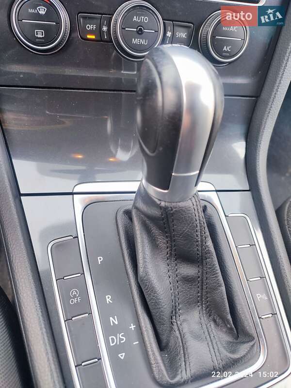 Универсал Volkswagen Golf 2017 в Павлограде