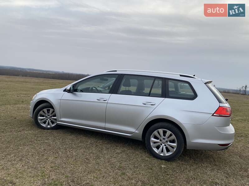 Універсал Volkswagen Golf 2016 в Крижополі
